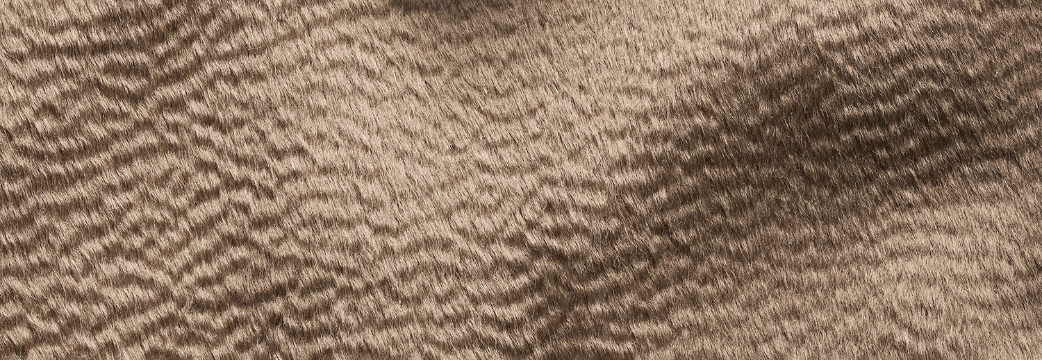 Sentaler Craftsmanship Submenu Image featuring Suri Alpaca and available in Hazelnut. Seen fabric close up.