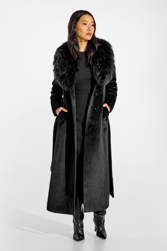 Sentaler Suri Alpaca Maxi Black Coat with Fur Collar in Suri Alpaca wool. Seen from front open on female model.