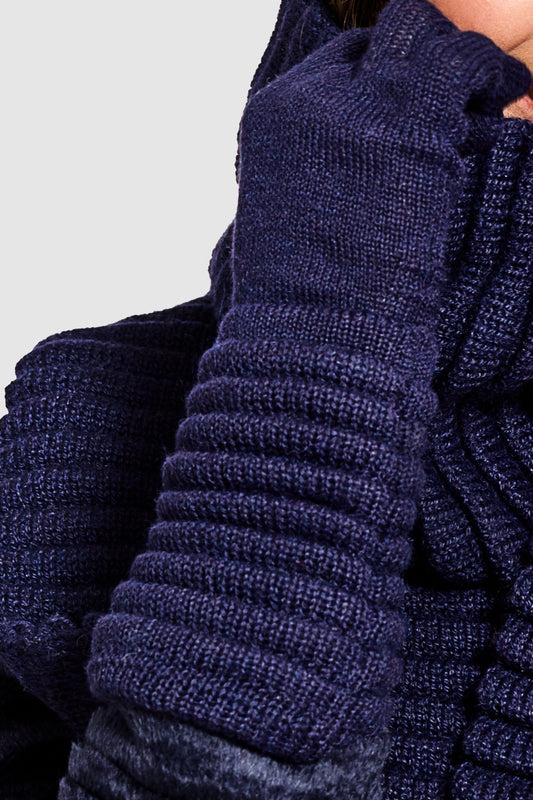 Sentaler Adult Ribbed Gloves featured in Baby Alpaca and available in Navy. Seen as close up.